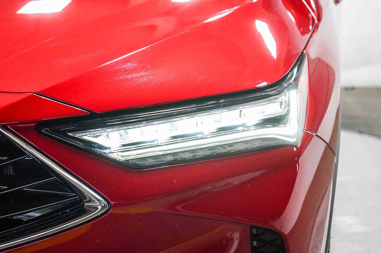 Used 2025 Acura MDX FWD w/ Technology Package image 4