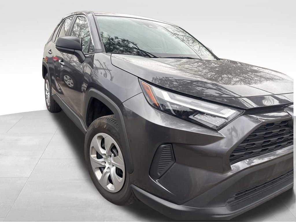 Used 2024 Toyota RAV4 LE image 3