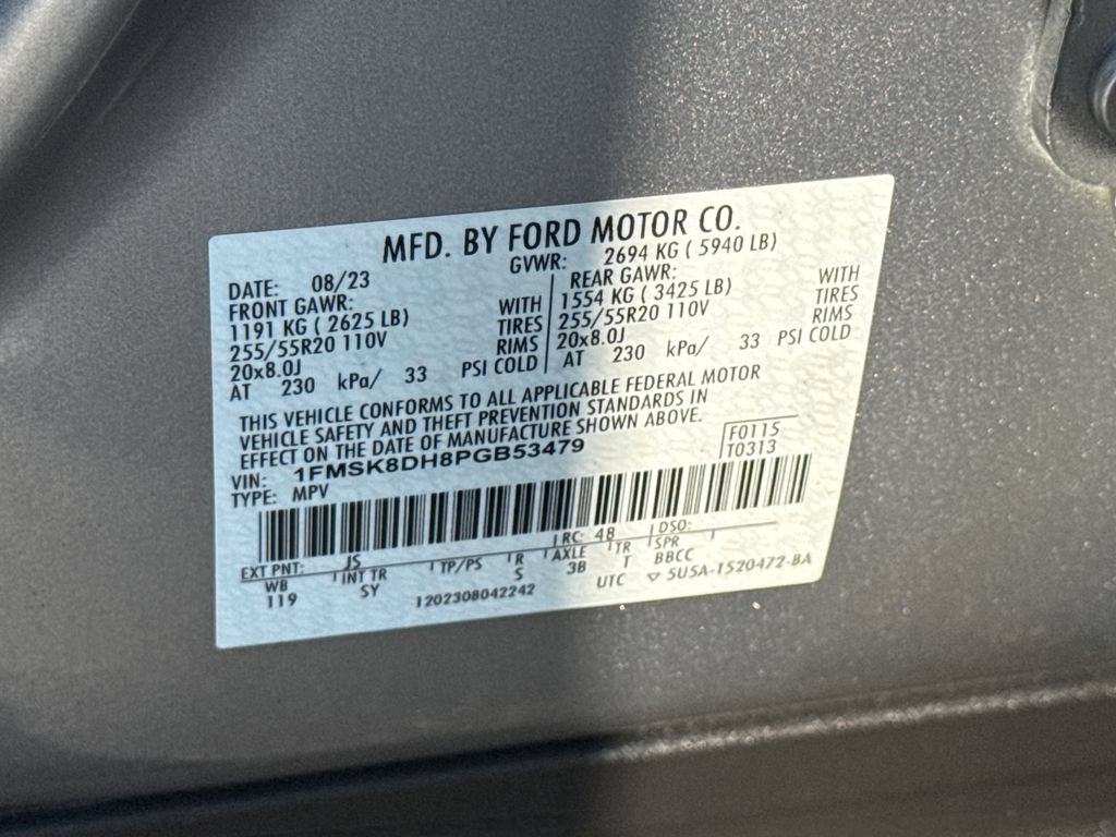 Used 2023 Ford Explorer XLT w/ Equipment Group 202A AWD/4WD image 33