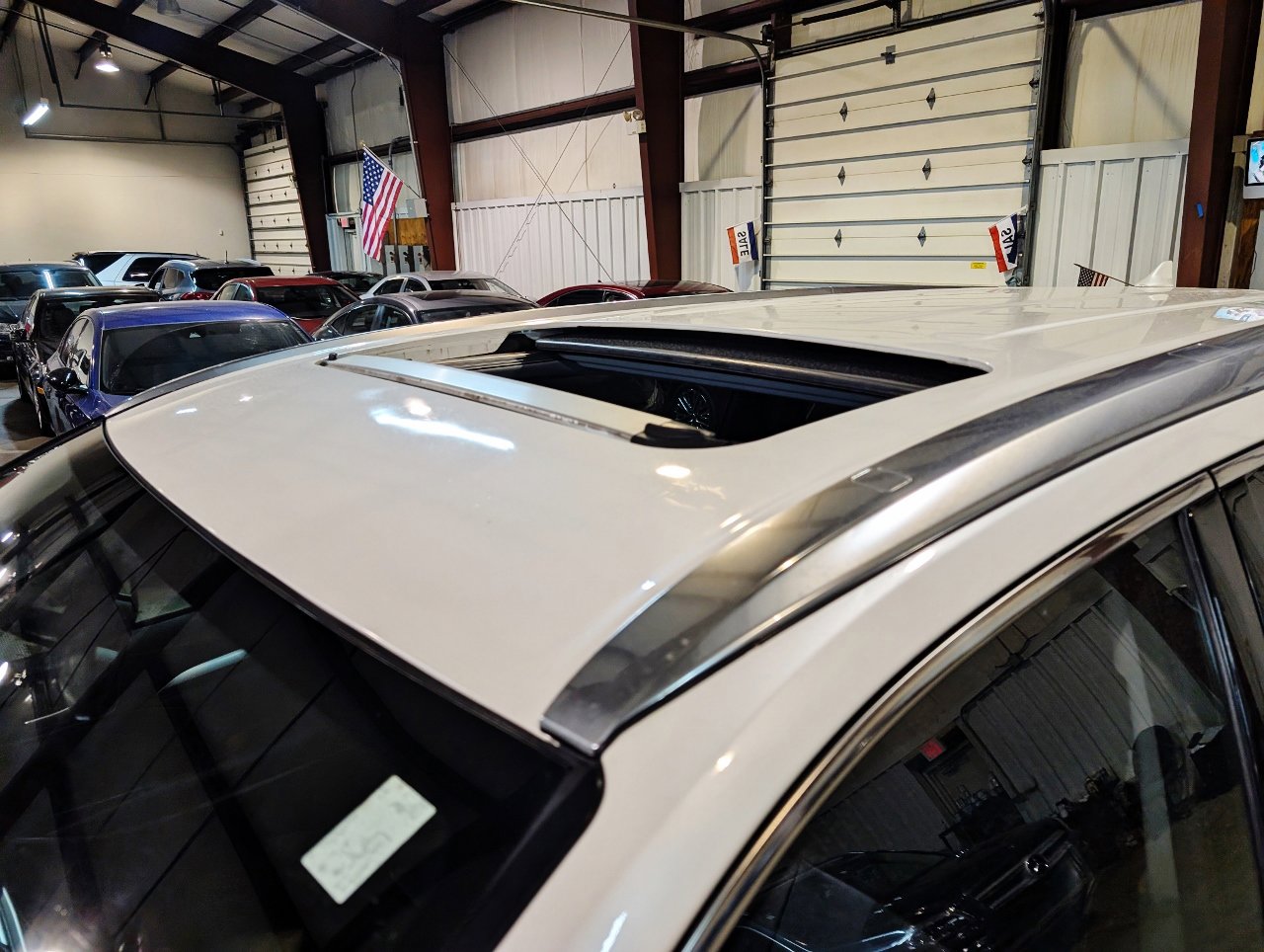 Used 2015 Toyota Highlander XLE image 2