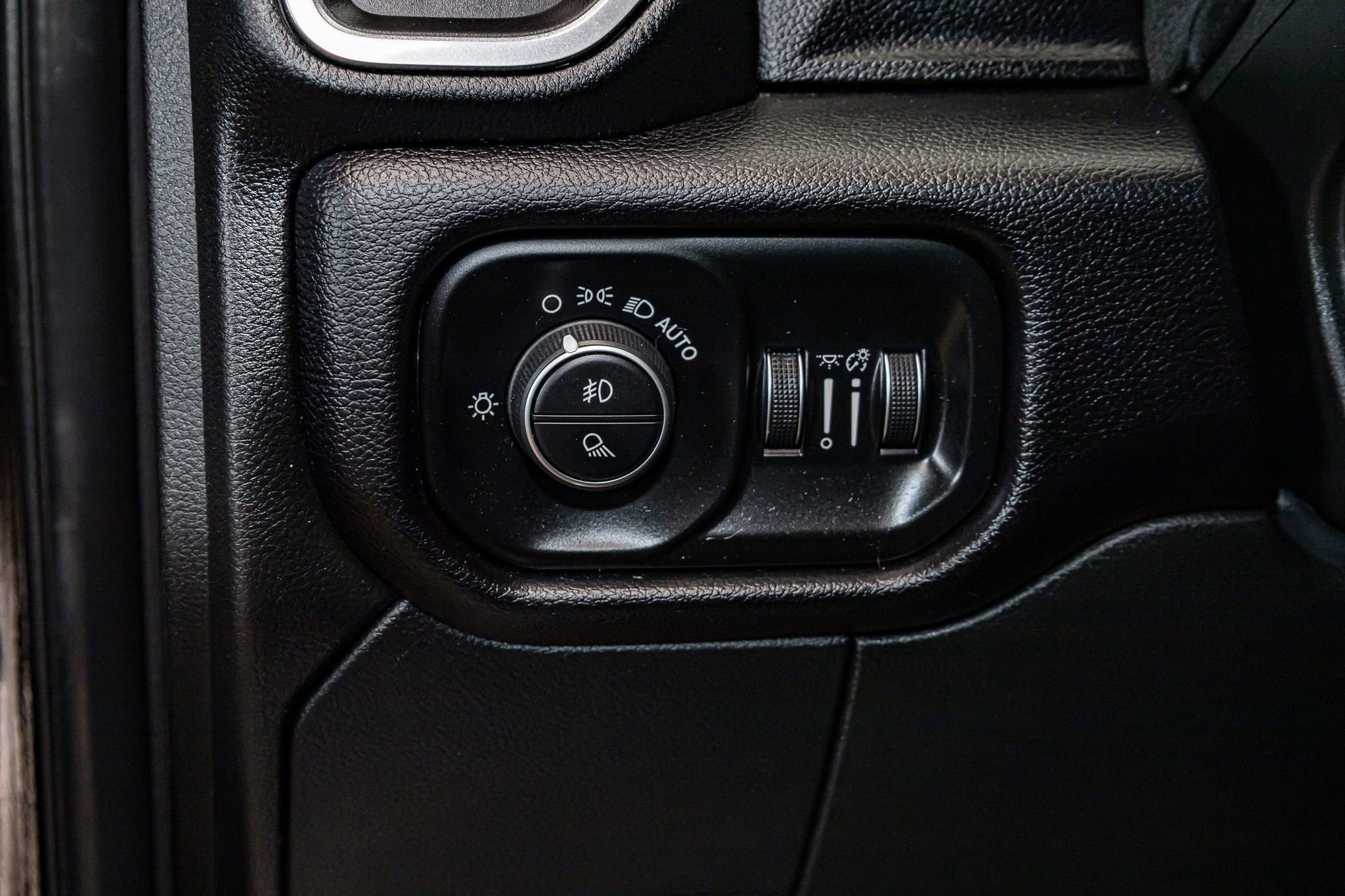 Used 2021 RAM 2500 Laramie image 16