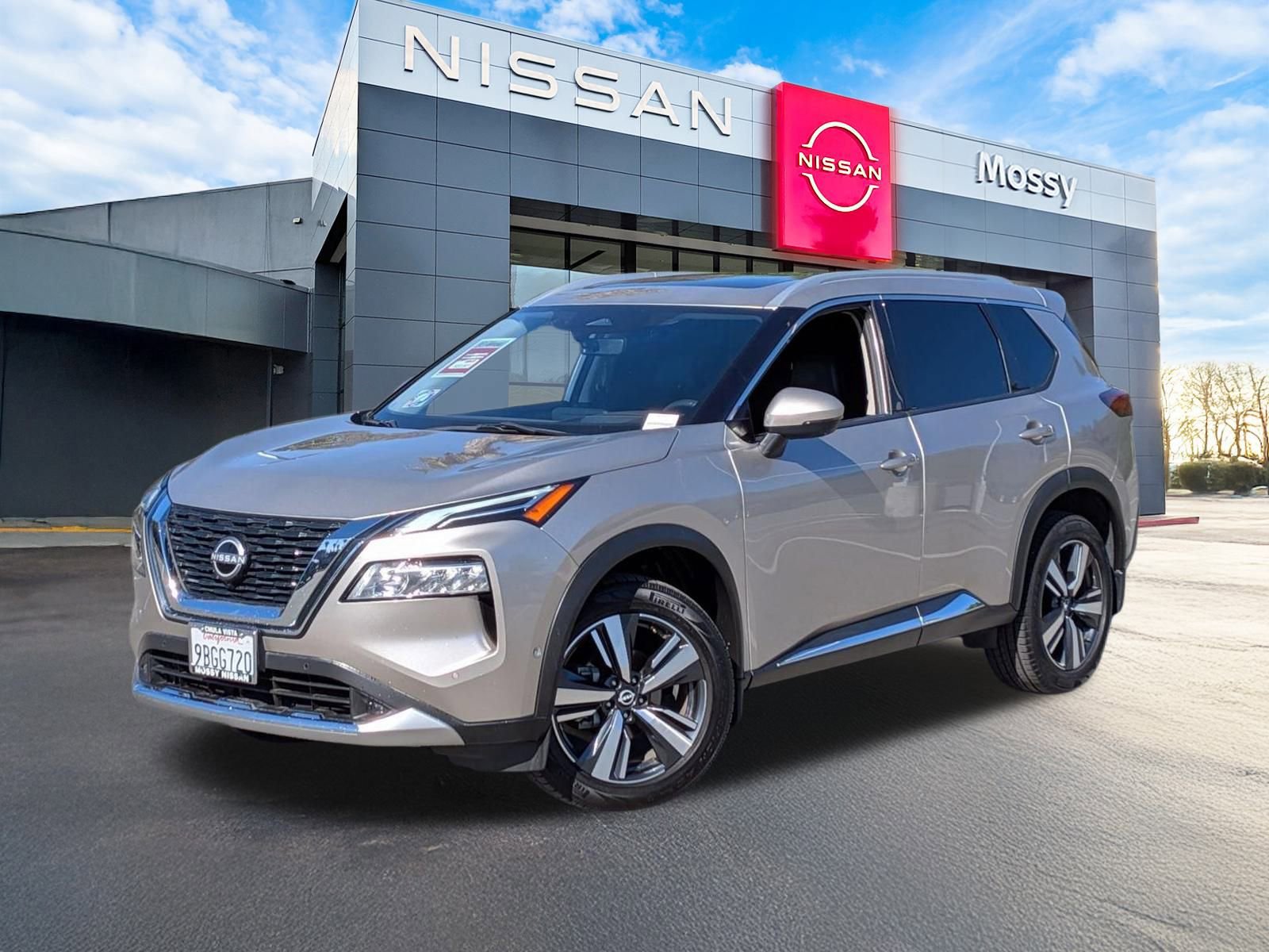 Used 2022 Nissan Rogue Platinum w/ Head-Up Display Package