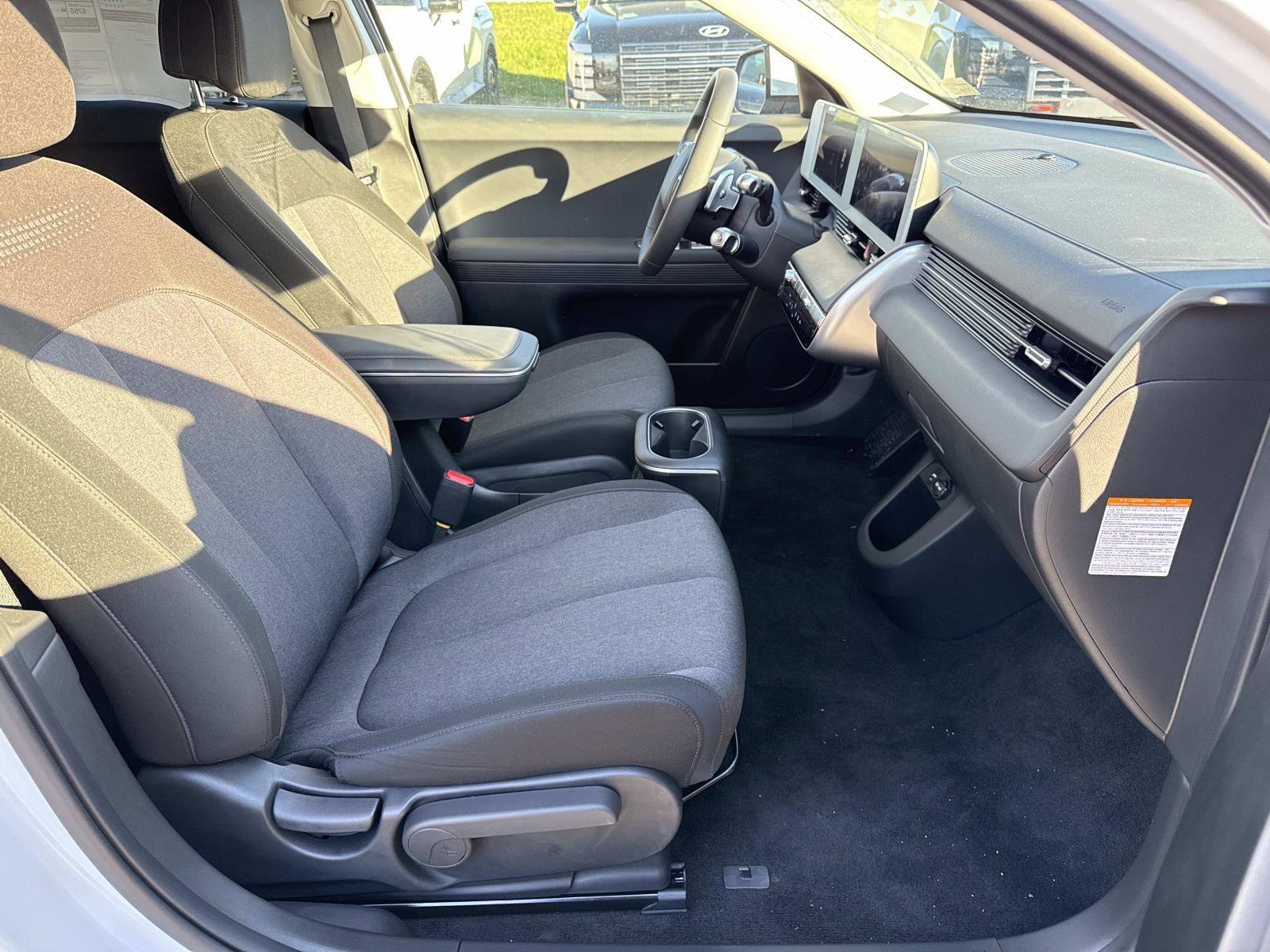 Used 2024 Hyundai Ioniq 5 SEL image 24