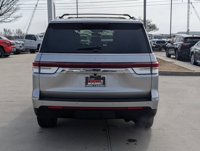 Used 2022 Lincoln Navigator Reserve image 7