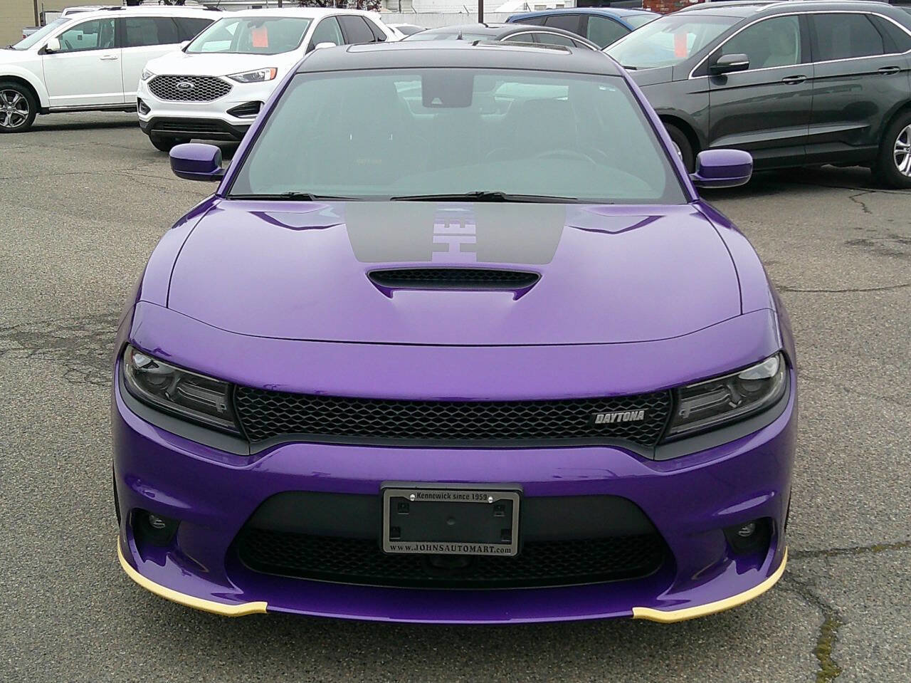 Used 2018 Dodge Charger R/T image 3