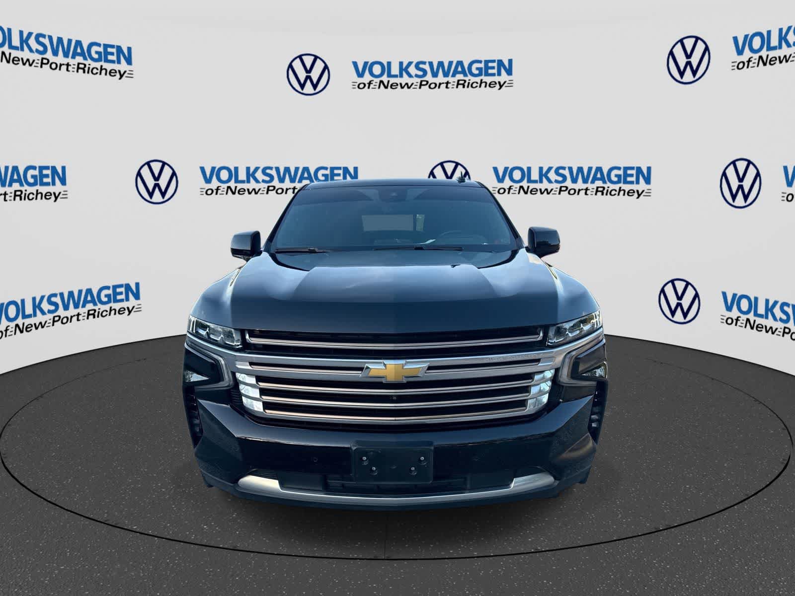 Used 2024 Chevrolet Tahoe High Country w/ Advanced Technology Package AWD/4WD image 17