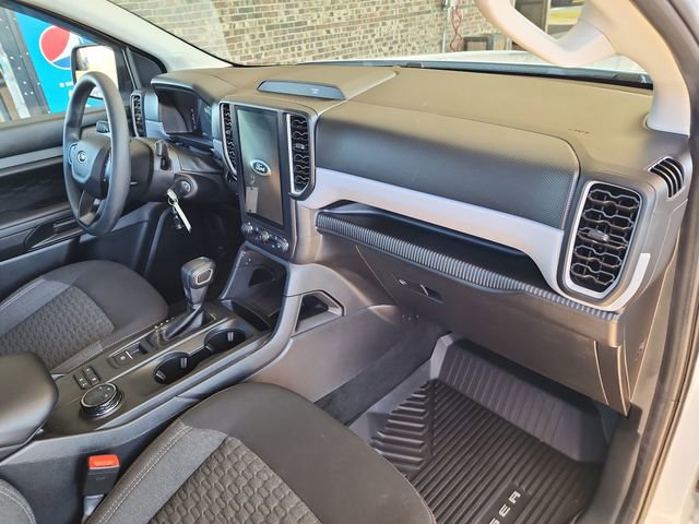 Used 2025 Ford Ranger XL w/ Trailer Tow Package image 16