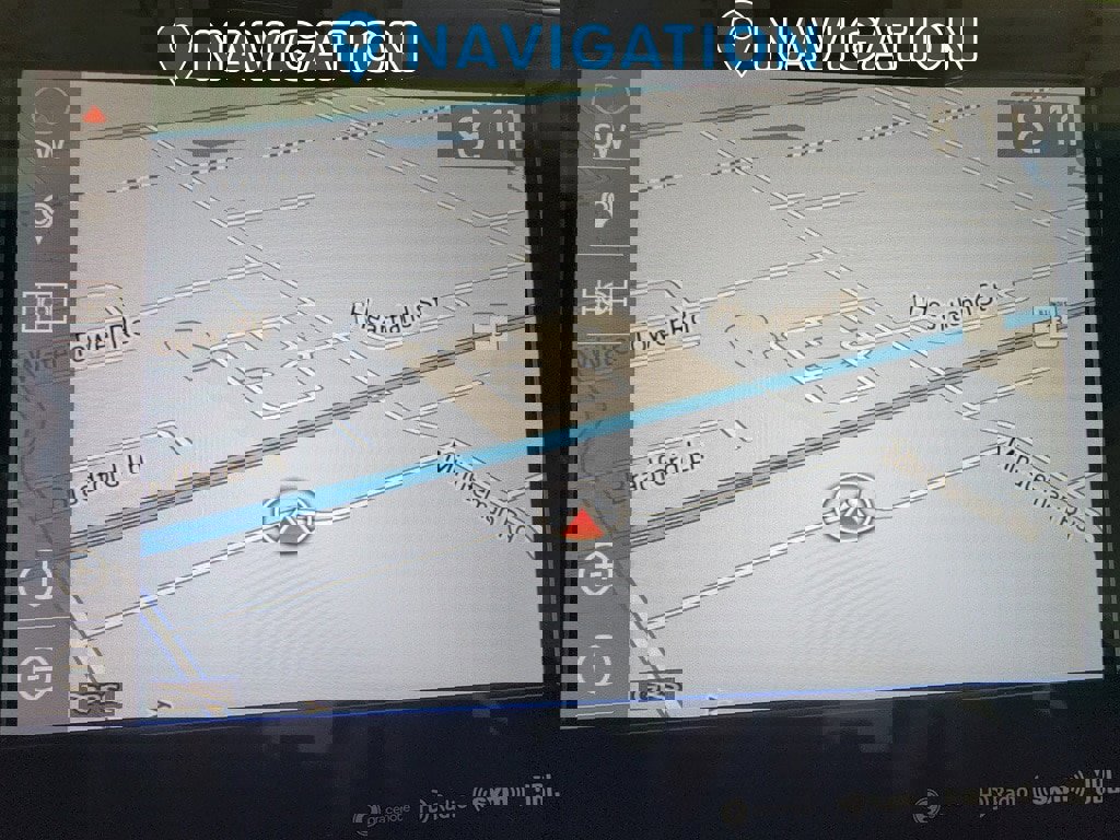 Used 2020 Toyota Avalon Limited FWD image 23