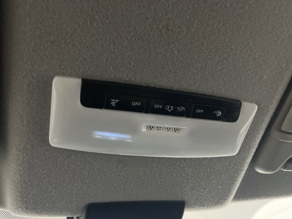 Used 2021 Nissan Kicks S image 66