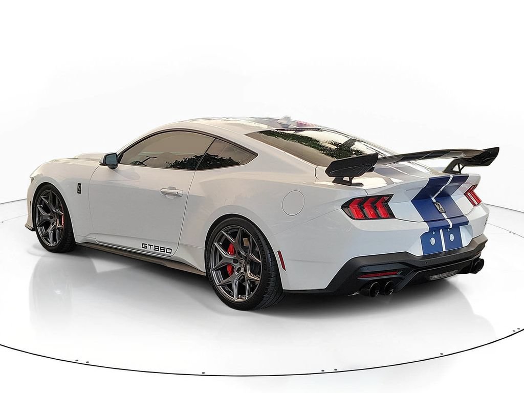 Used 2025 Ford Mustang GT Premium w/ GT Performance Package RWD image 4