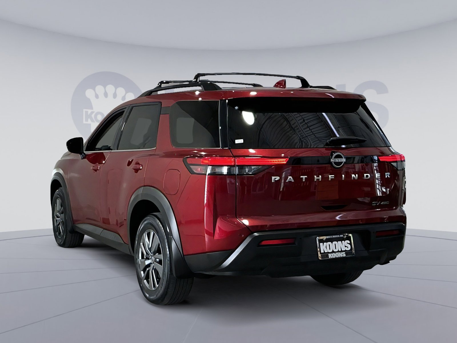 Used 2023 Nissan Pathfinder SV image 14