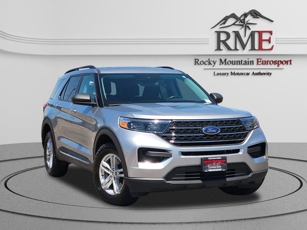Used 2023 Ford Explorer XLT AWD/4WD image 1