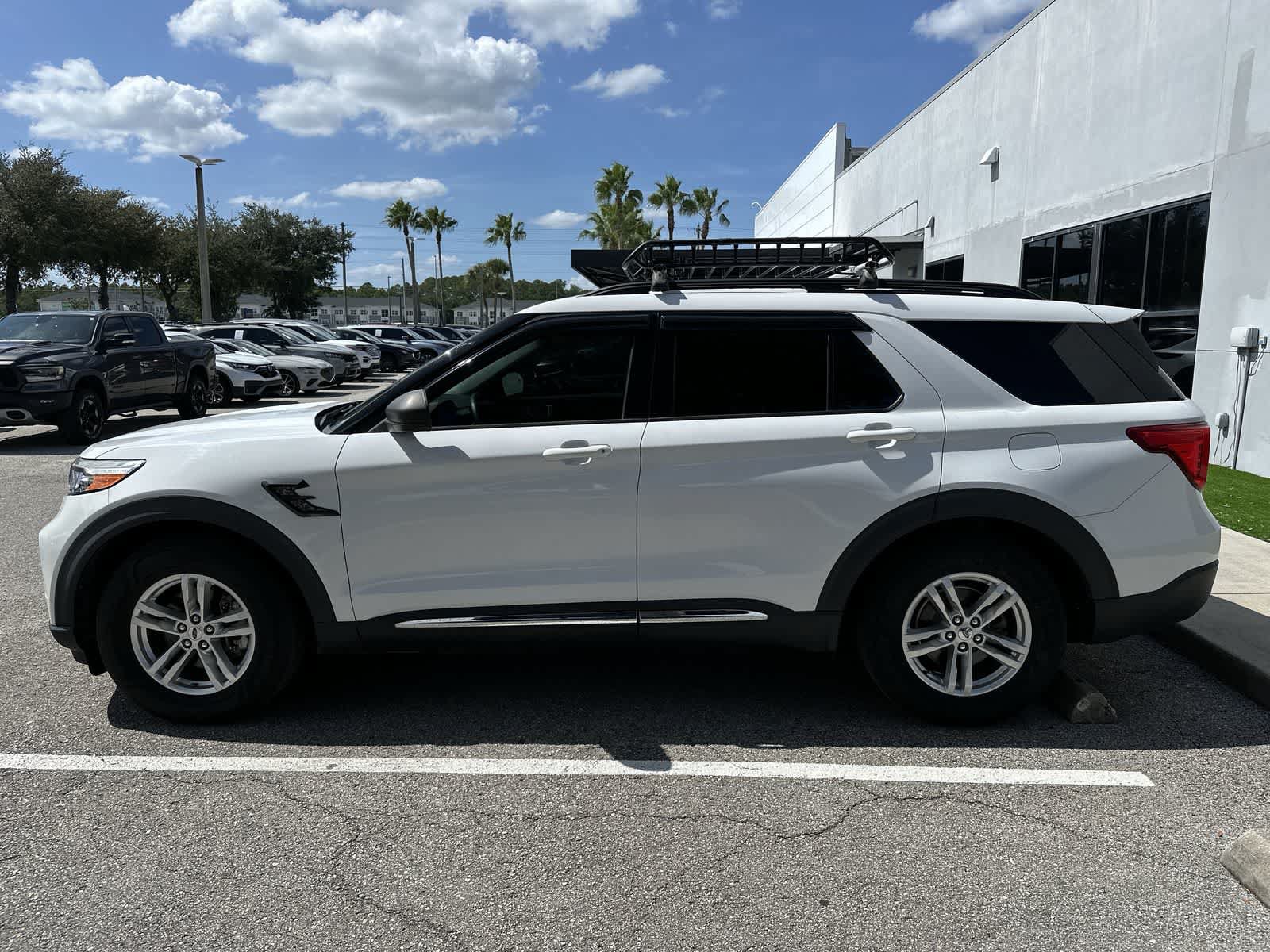 Used 2020 Ford Explorer XLT w/ Equipment Group 202A RWD image 5