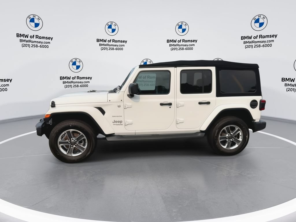 Used 2018 Jeep Wrangler Unlimited Sahara AWD/4WD image 5