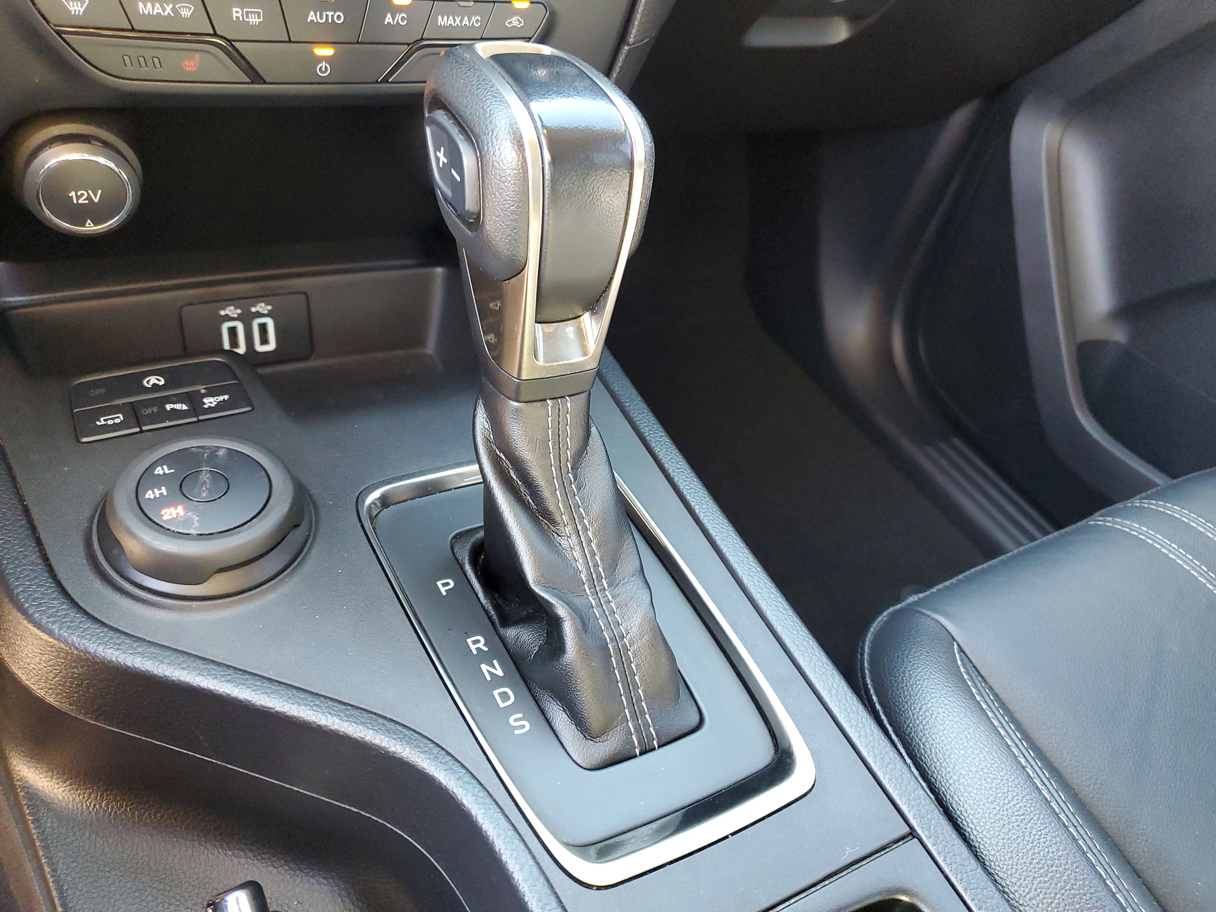 Used 2019 Ford Ranger Lariat w/ Equipment Group 501A Mid image 24