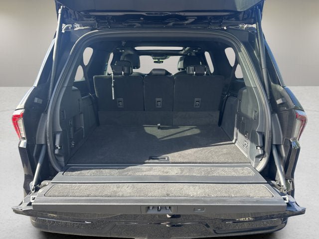 New 2026 Lincoln Navigator L Reserve w/ Jet Appearance Package AWD/4WD image 8