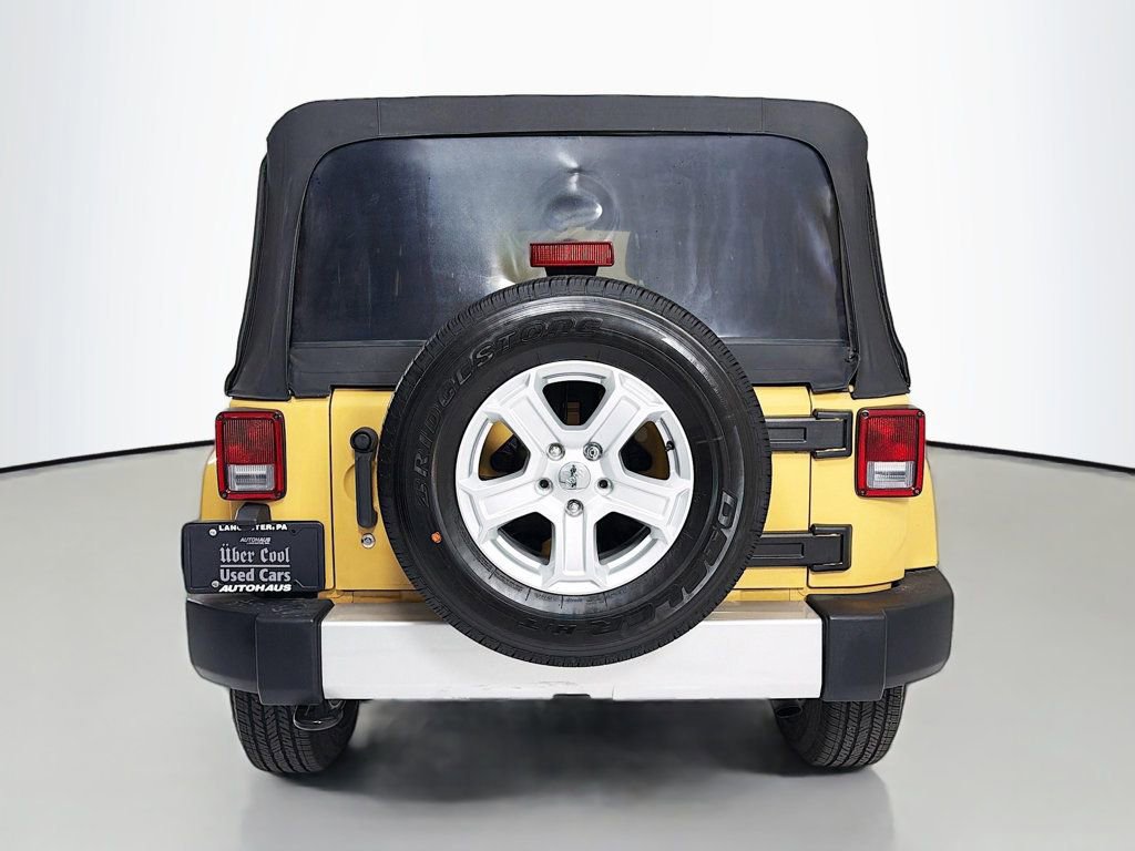 Used 2013 Jeep Wrangler Unlimited Sahara w/ Connectivity Group image 6