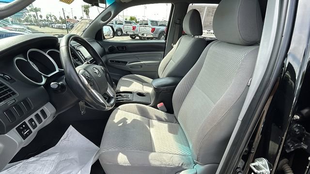 Used 2015 Toyota Tacoma PreRunner w/ Convenience Package RWD image 17