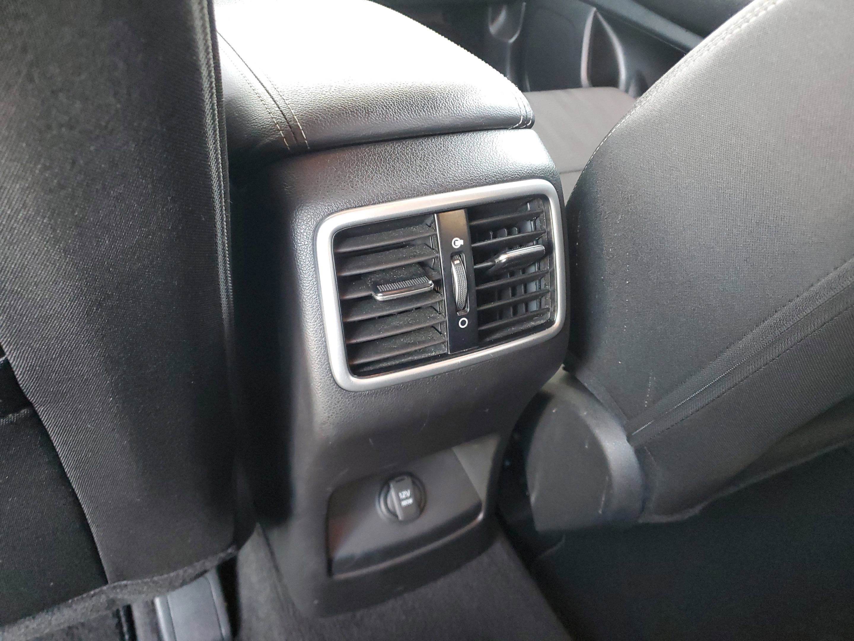 Used 2022 Kia Sportage LX image 16