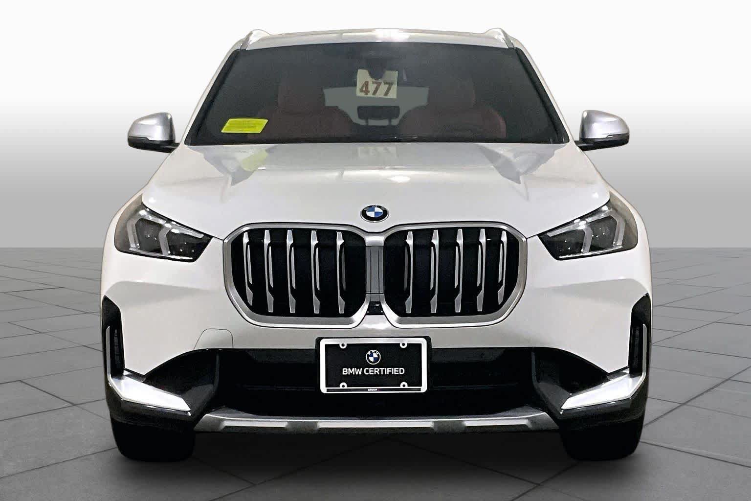 Used 2024 BMW X1 xDrive28i w/ Premium Package AWD/4WD image 3
