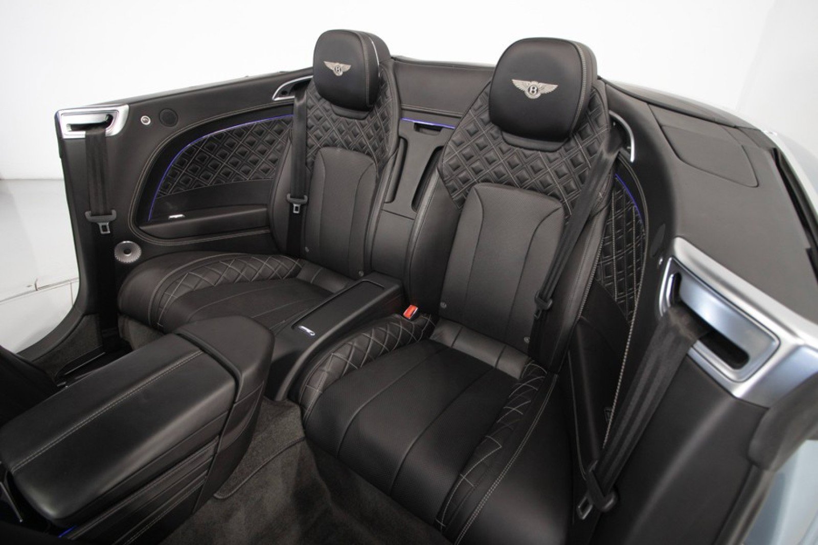 Used 2020 Bentley Continental GT w/ First Edition Specification image 37