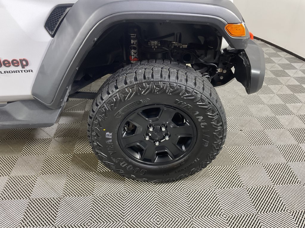 Used 2021 Jeep Gladiator Mojave AWD/4WD image 10