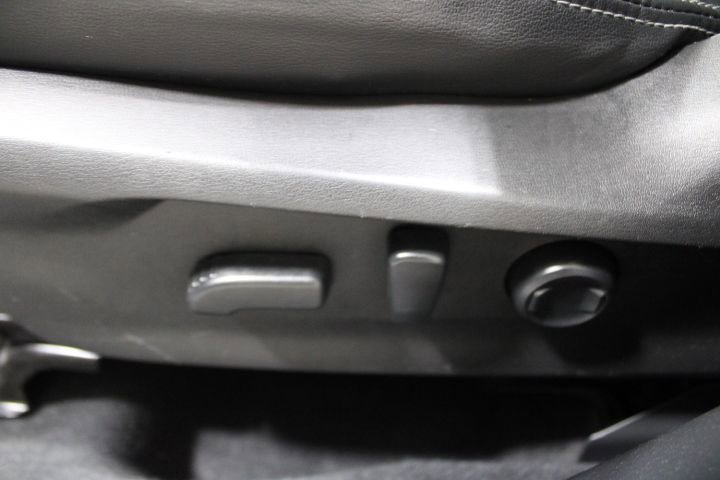 Used 2020 Subaru Forester Limited w/ Popular Package #3 image 12