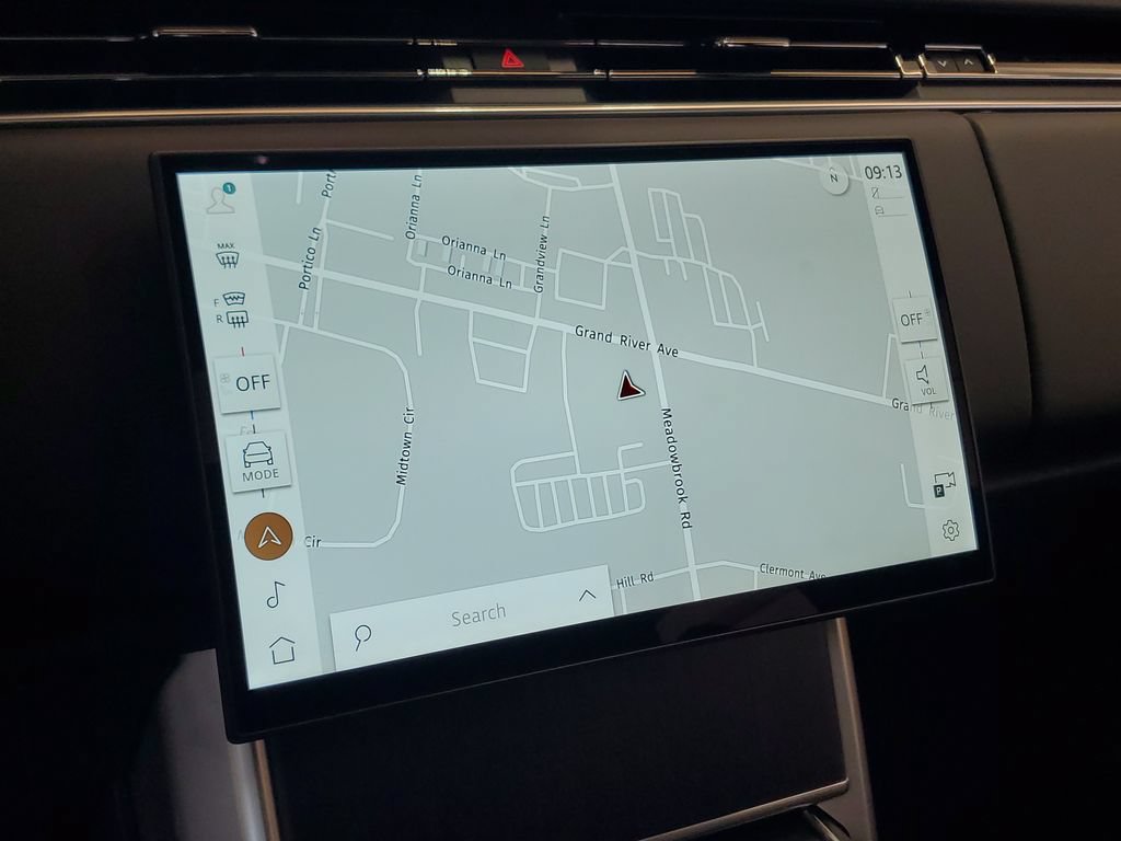 New 2026 Land Rover Range Rover Long Wheelbase SE AWD/4WD image 19