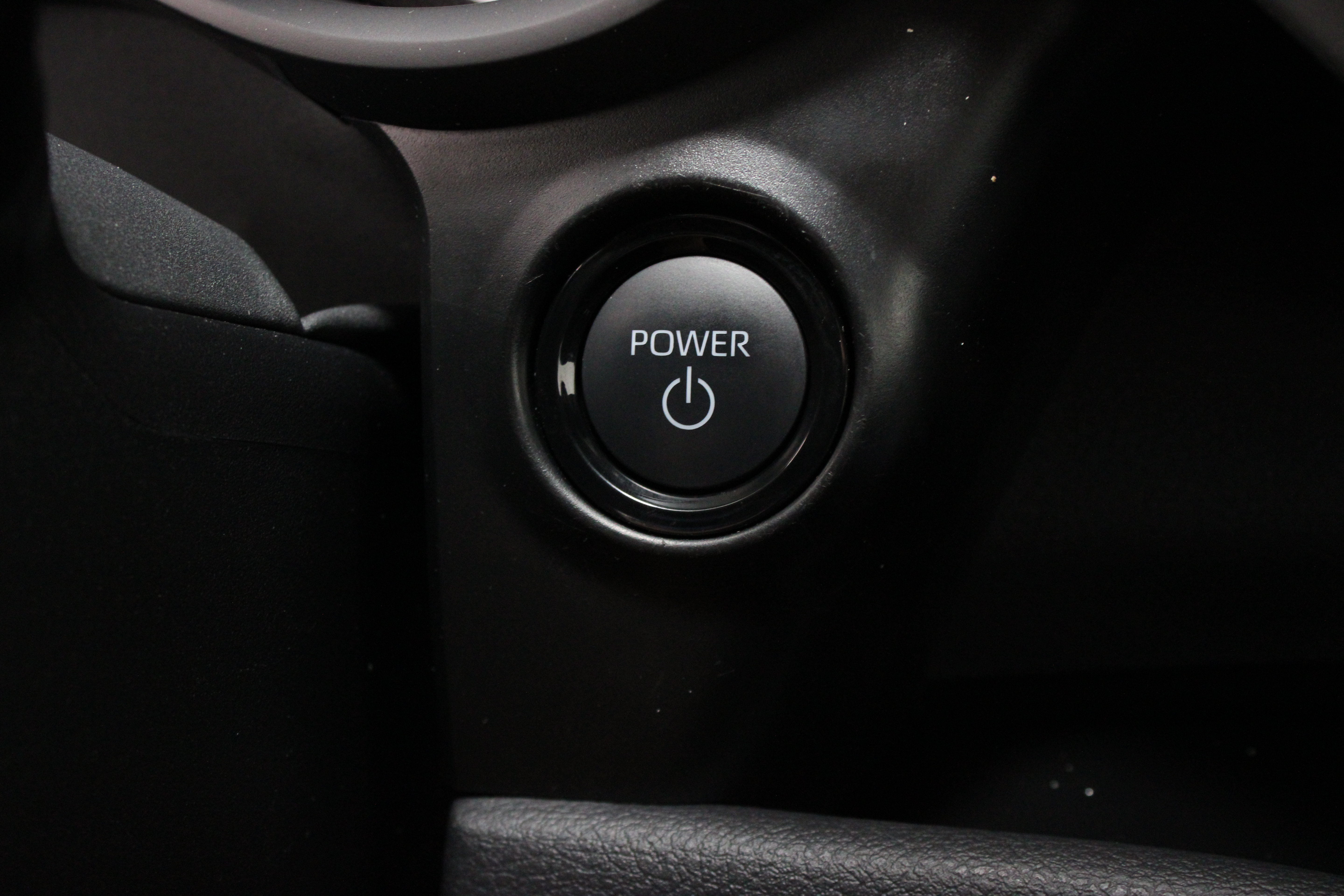 Certified 2025 Toyota Sienna XLE Woodland Edition AWD/4WD image 18