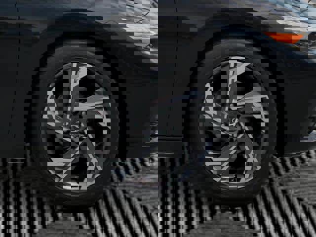 New 2026 Hyundai Elantra Limited image 8