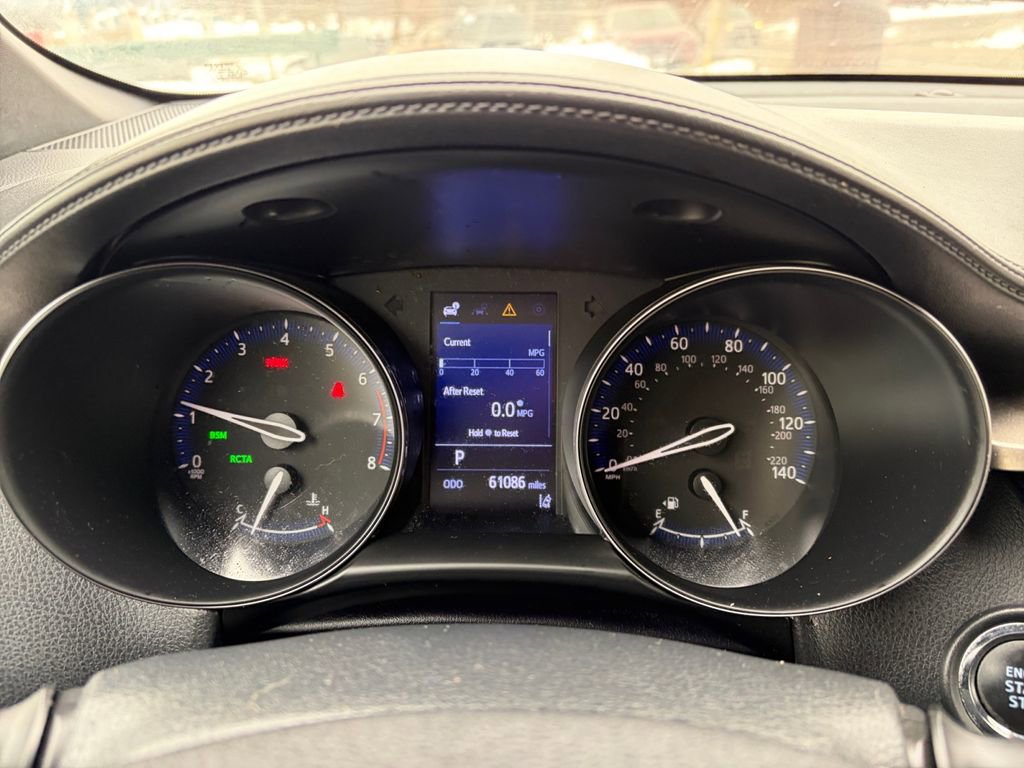 Used 2019 Toyota C-HR XLE image 14