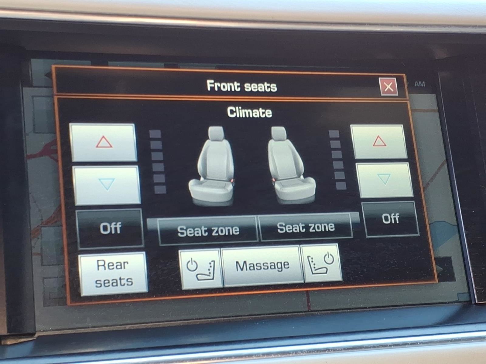 Used 2015 Land Rover Range Rover HSE image 10