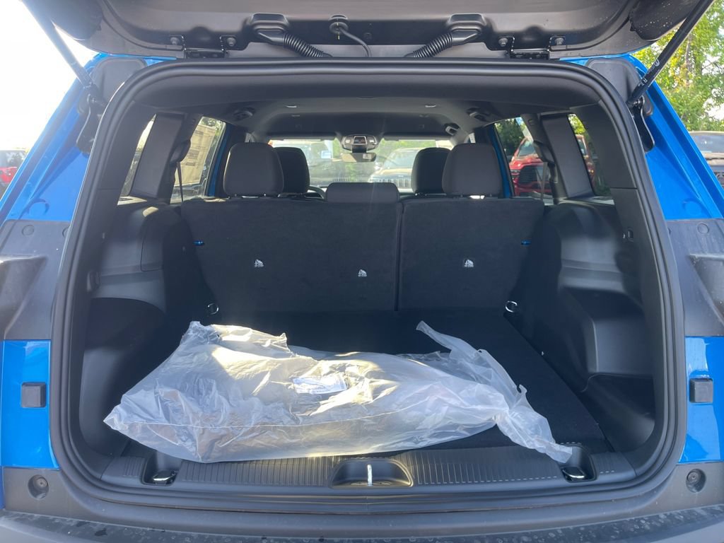 New 2026 Jeep Cherokee Laredo AWD/4WD image 17