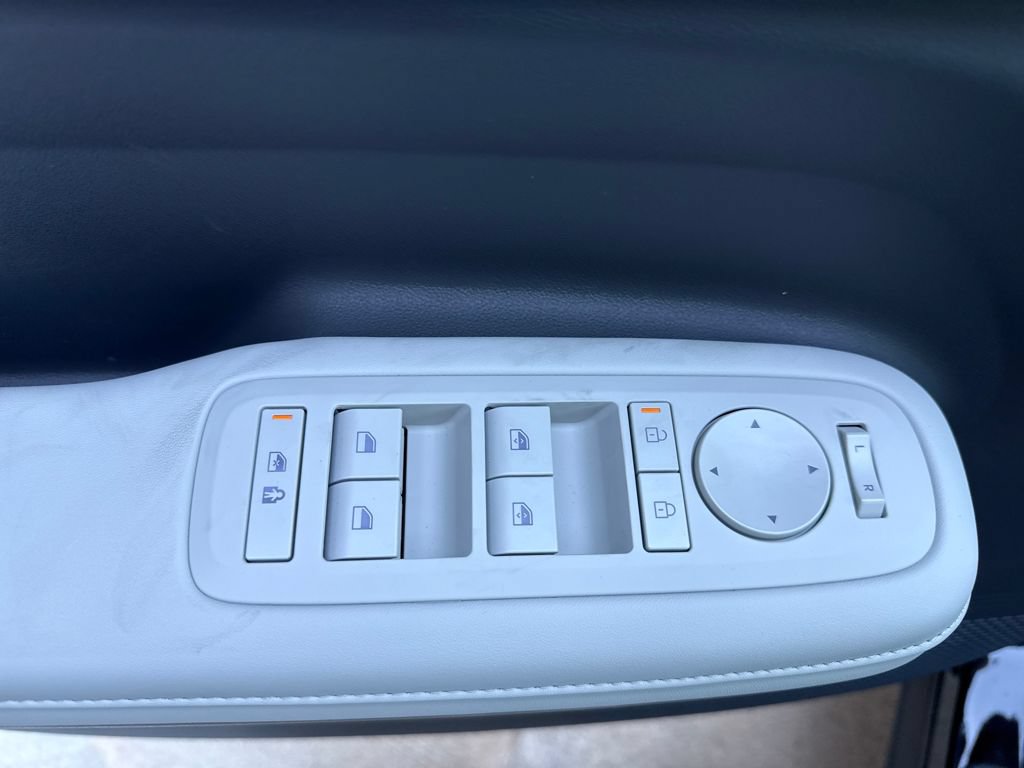 New 2026 Hyundai Santa Fe SEL FWD image 23