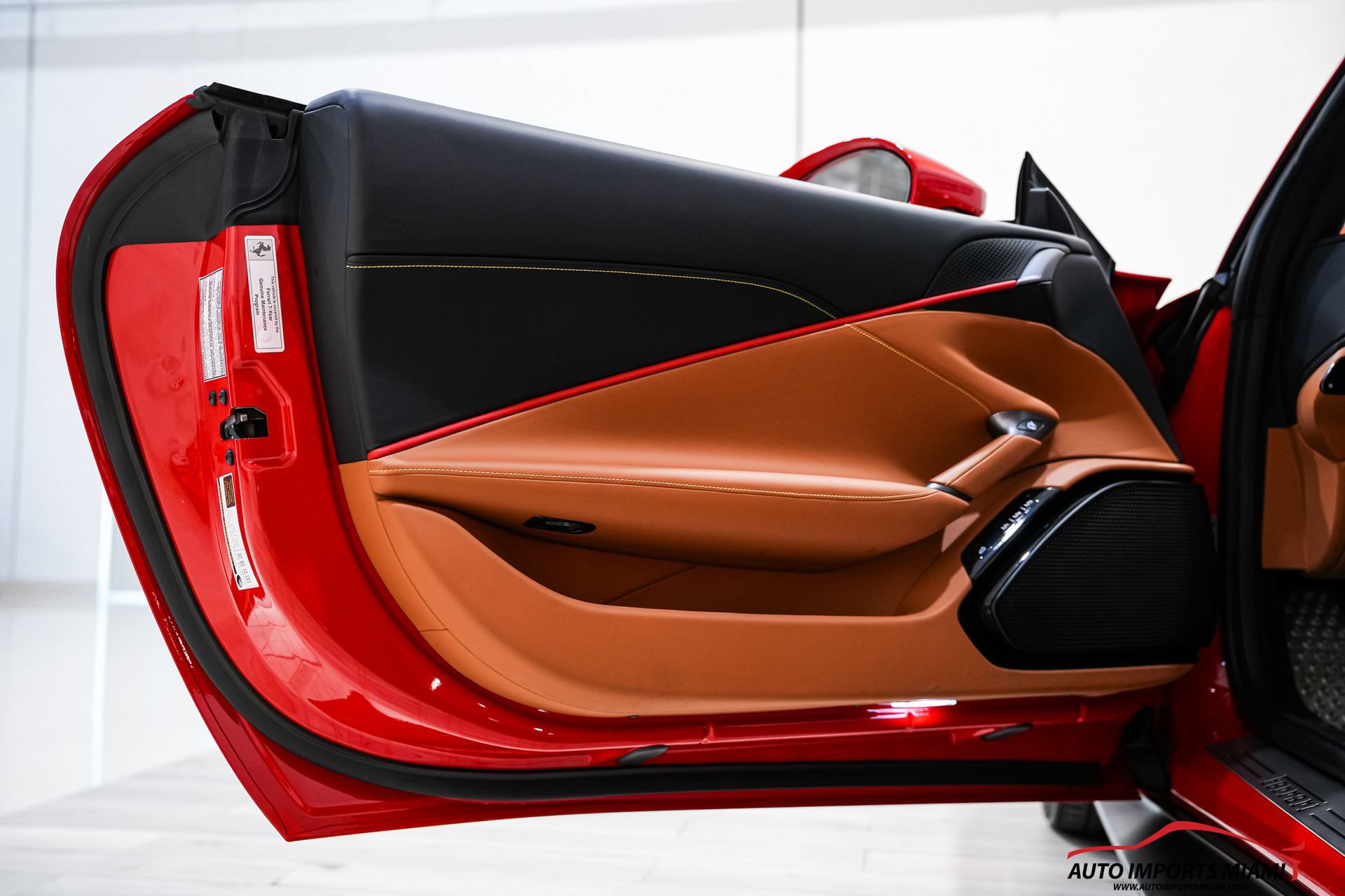 Used 2022 Ferrari Roma RWD image 40