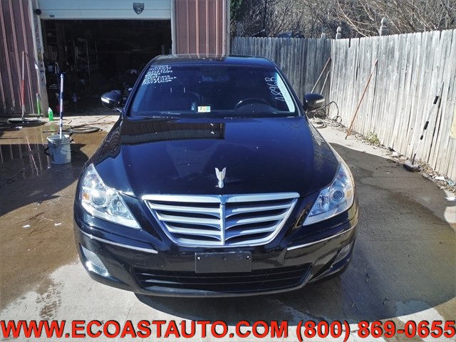 Used 2009 Hyundai Genesis 3.8 w/ Technology Pkg 4 RWD image 5