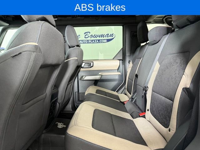 Used 2023 Ford Bronco Wildtrak image 14