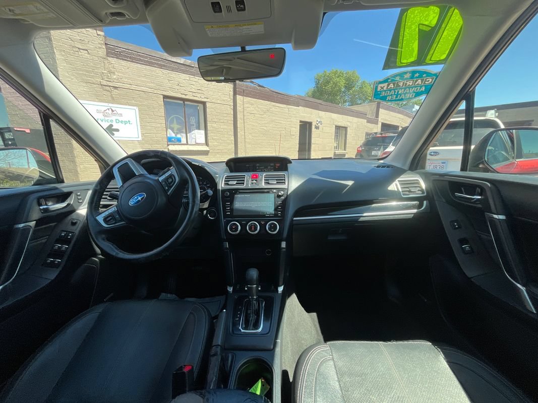 Used 2017 Subaru Forester 2.5i Touring AWD/4WD image 9