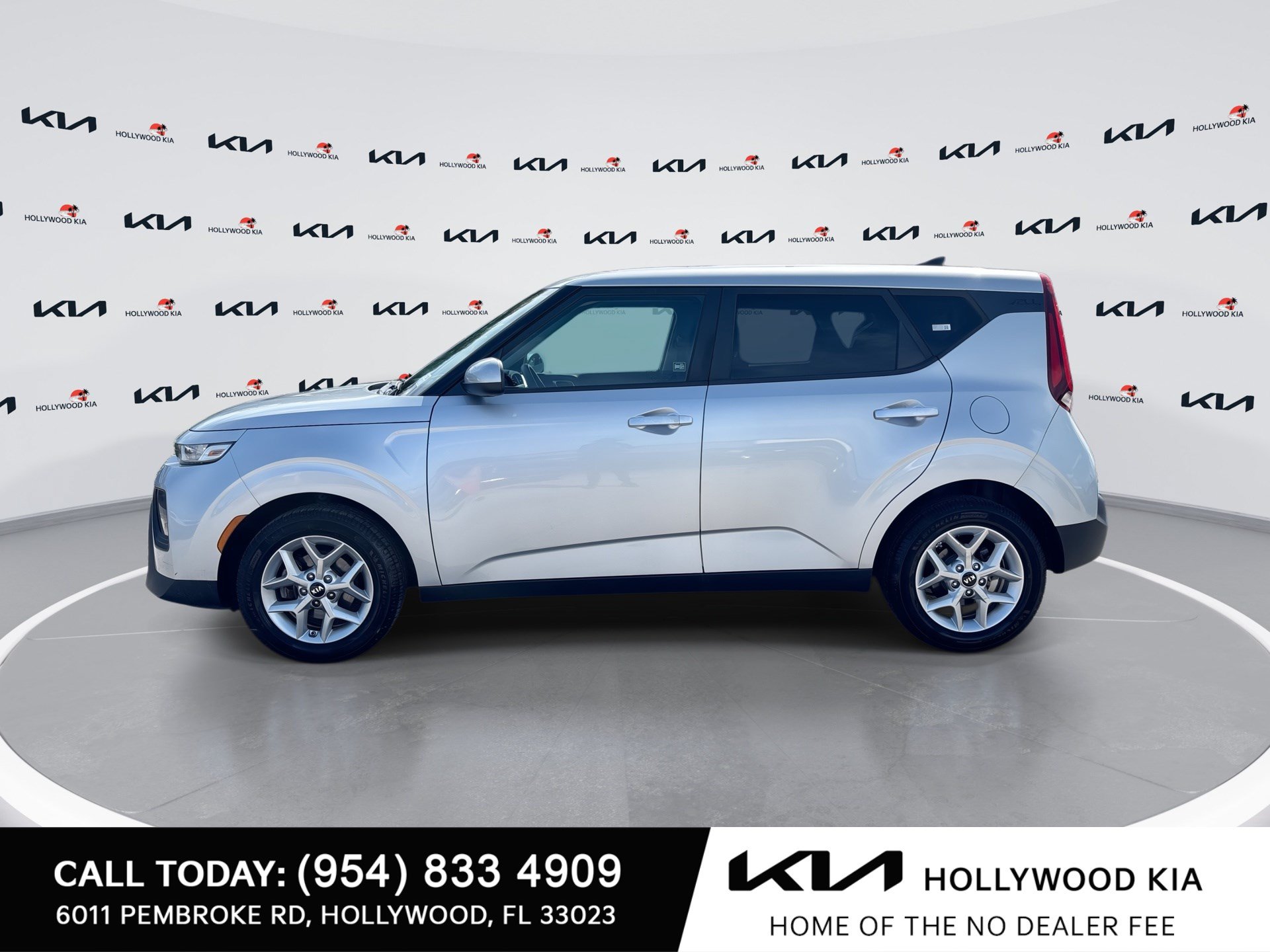 Used 2020 Kia Soul S FWD image 5