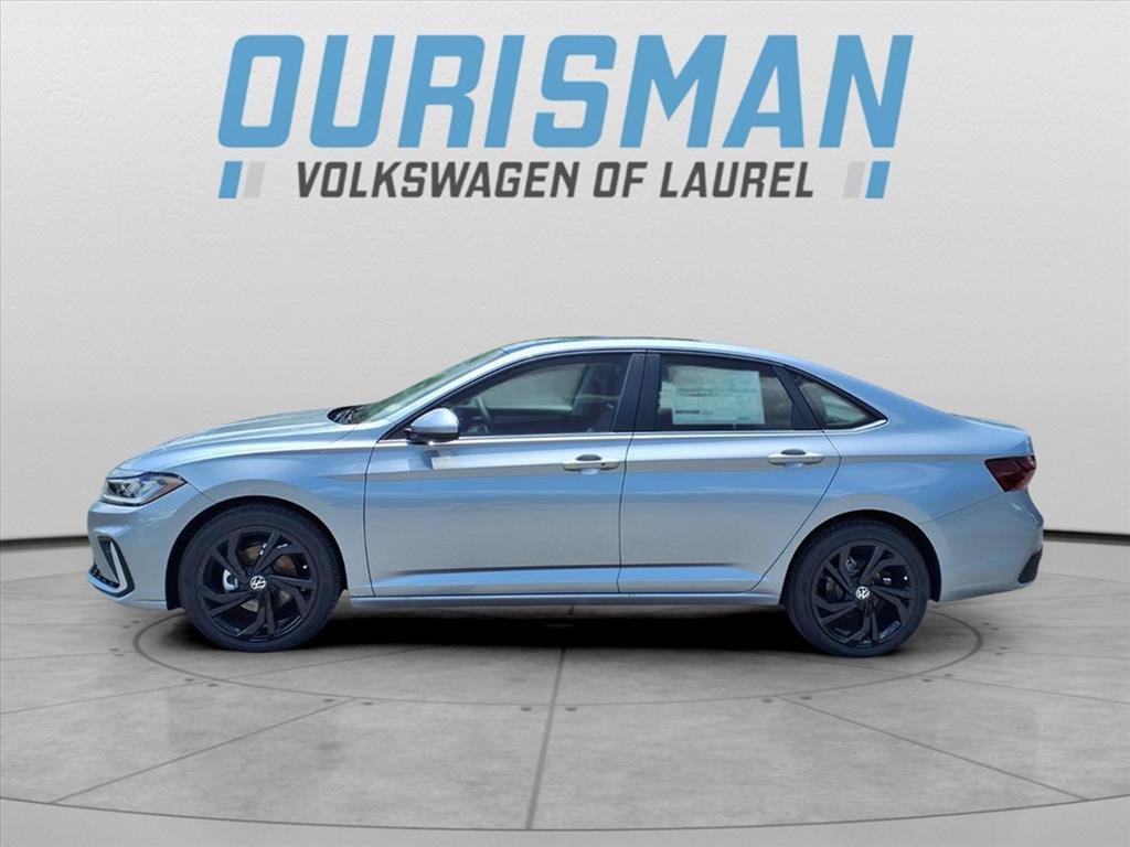 New 2026 Volkswagen Jetta SE image 6