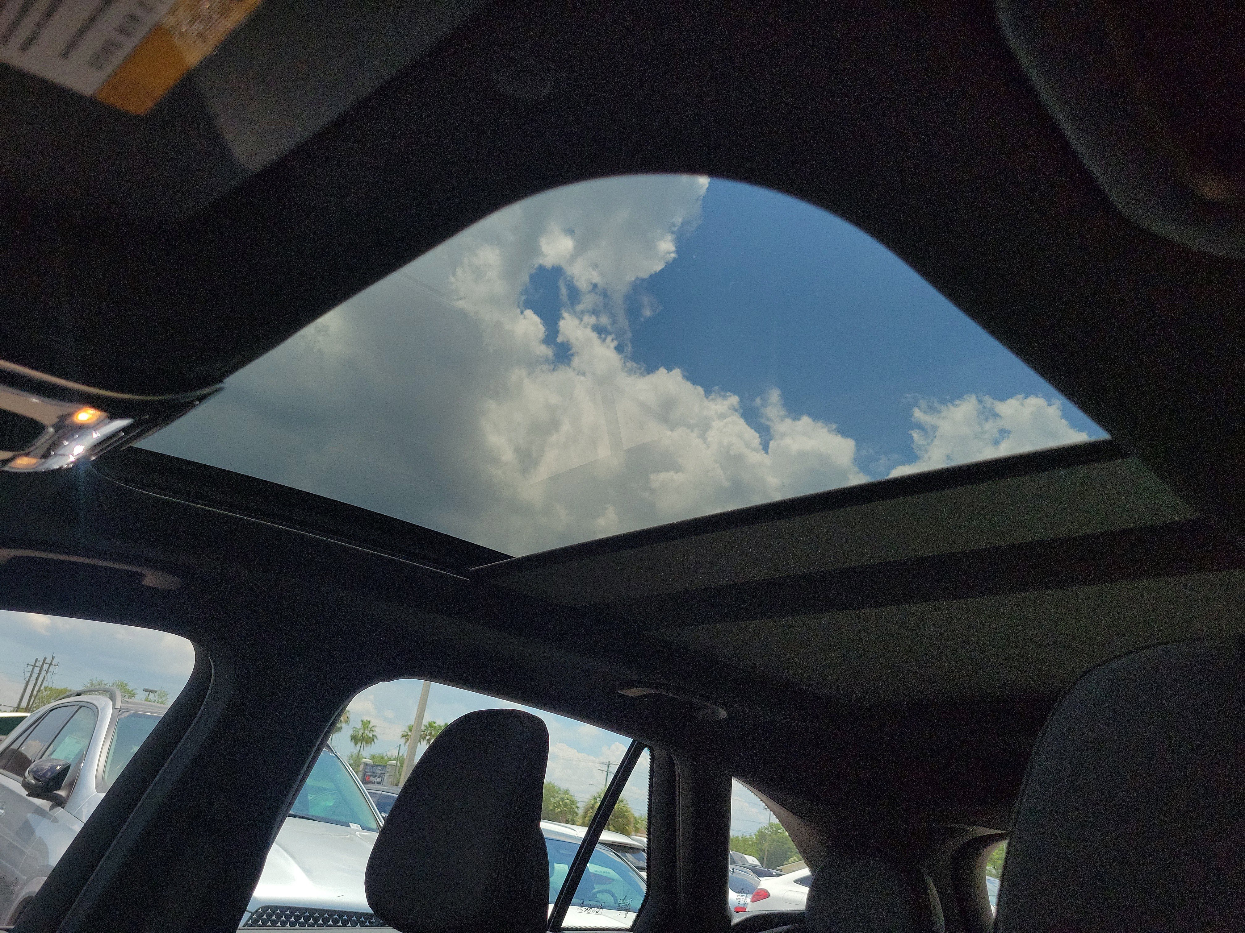 New 2026 Mercedes-Benz GLC 43 AMG 4MATIC image 32