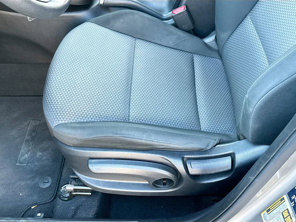 Used 2024 Kia Soul LX w/ Option Group 015 image 18