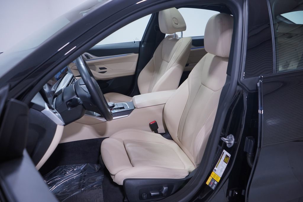 Used 2023 BMW i4 eDrive40 w/ Premium Package RWD image 7