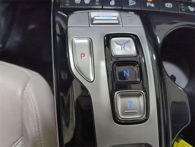Used 2024 Hyundai Tucson Limited image 16