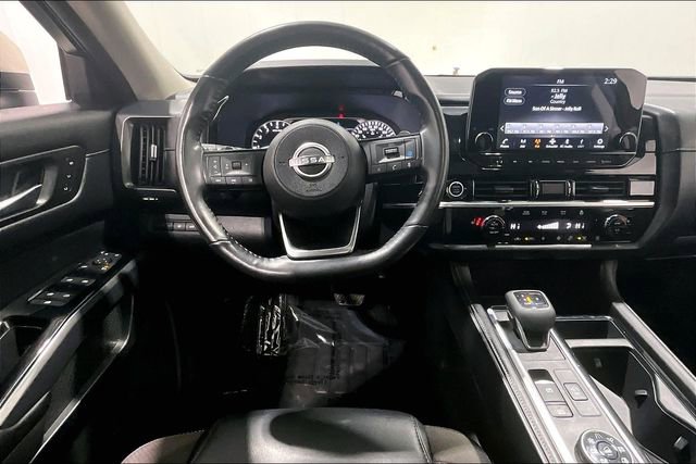 Used 2023 Nissan Pathfinder SL image 8