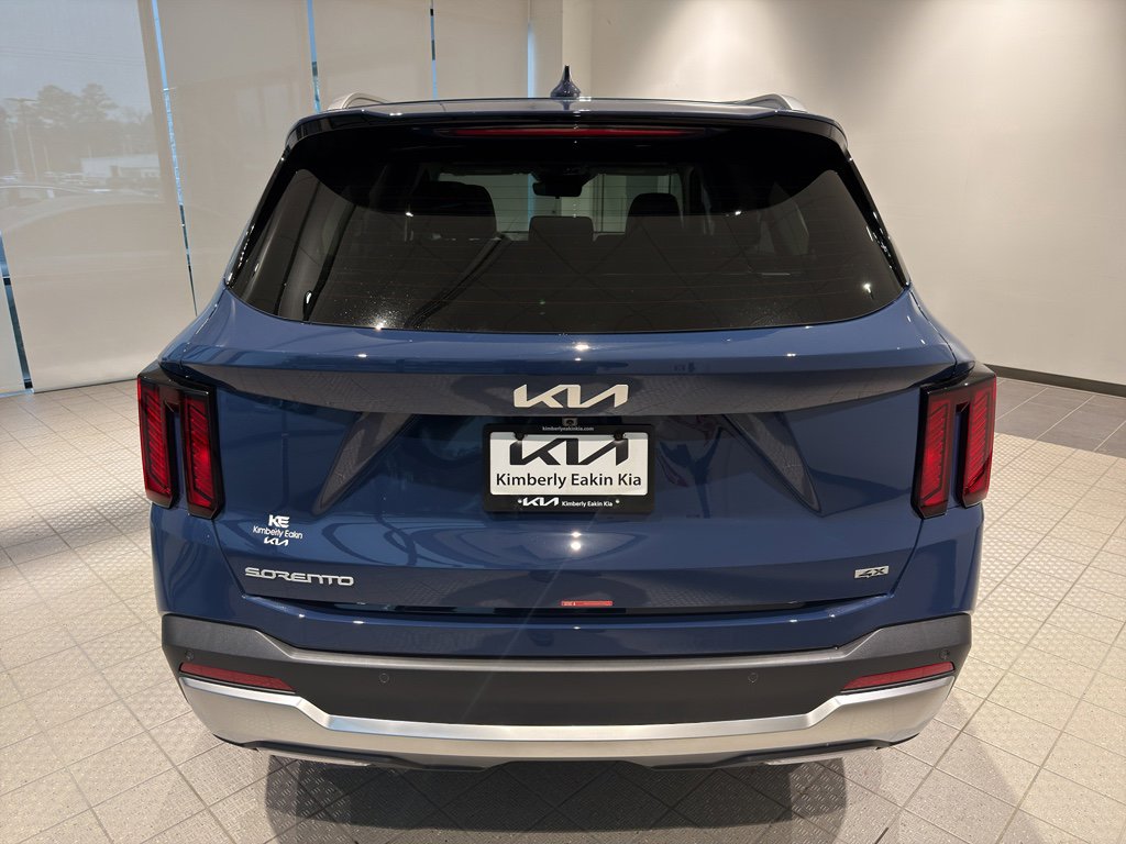 New 2026 Kia Sorento S w/ S Panoramic Sunroof Package image 4