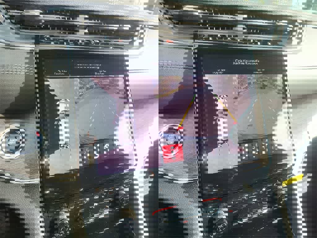 New 2025 Jeep Grand Cherokee Limited w/ Luxury Tech Group II image 17