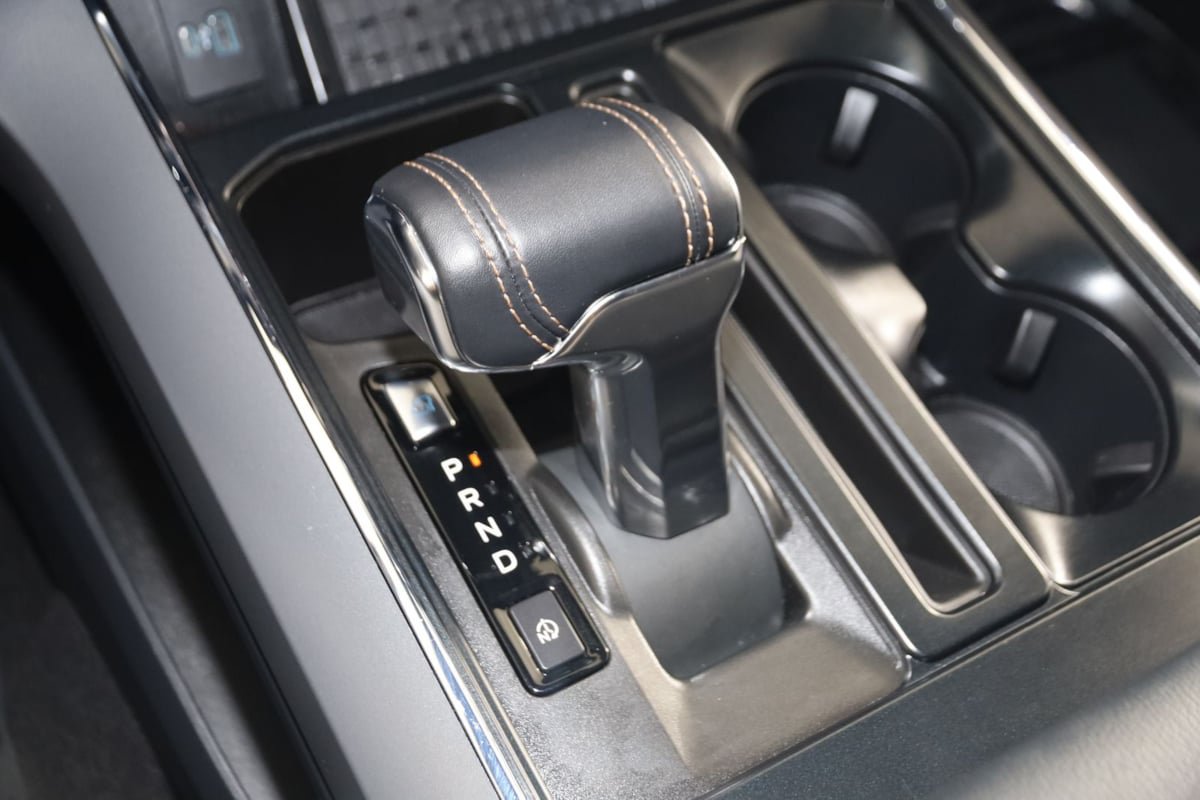 Used 2023 Ford F150 Lightning Lariat AWD/4WD image 7