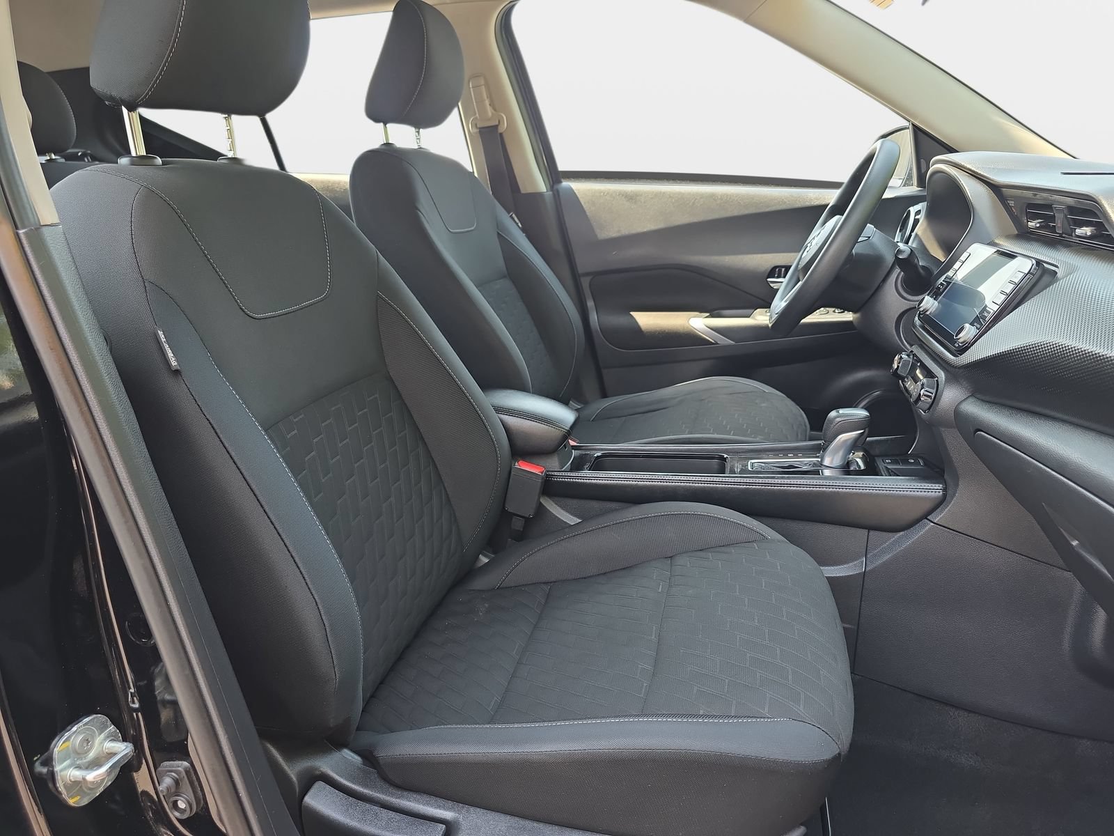 Used 2021 Nissan Kicks SV FWD image 10