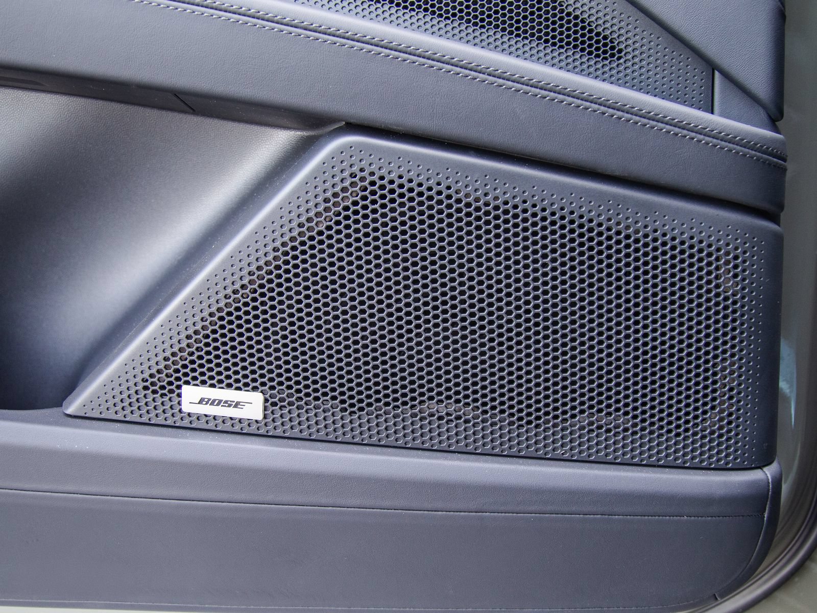 New 2026 Porsche Cayenne S AWD/4WD image 15
